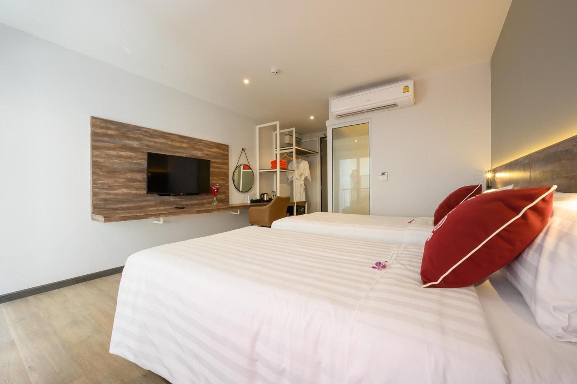 Tour De Phuket Hotel - SHA Plus Thalang Buitenkant foto