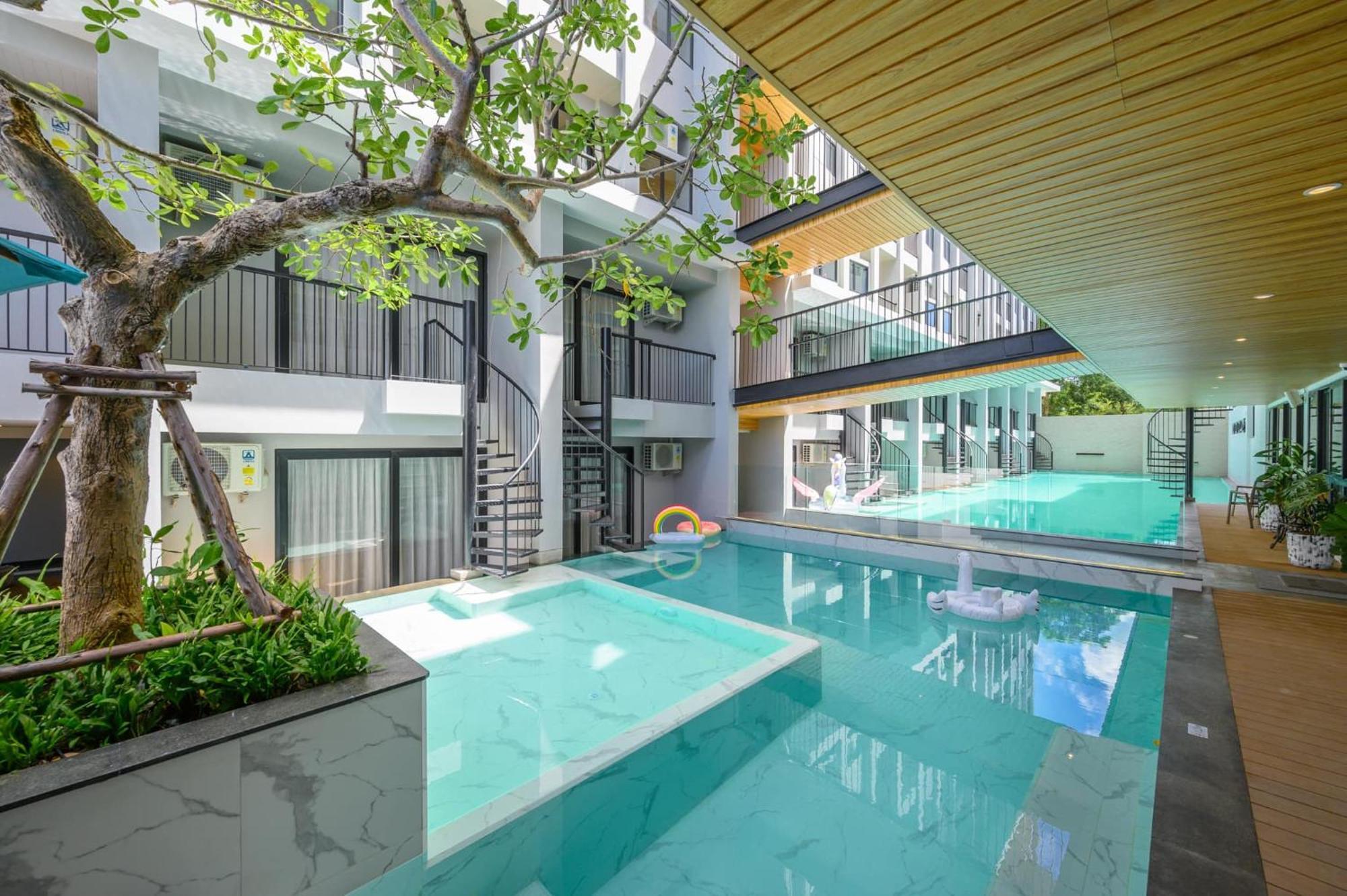 Tour De Phuket Hotel - SHA Plus Thalang Buitenkant foto