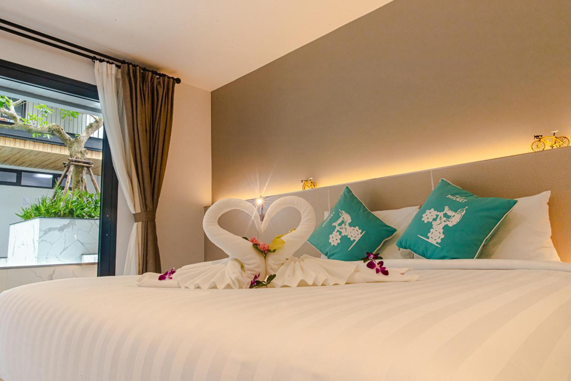 Tour De Phuket Hotel - SHA Plus Thalang Buitenkant foto